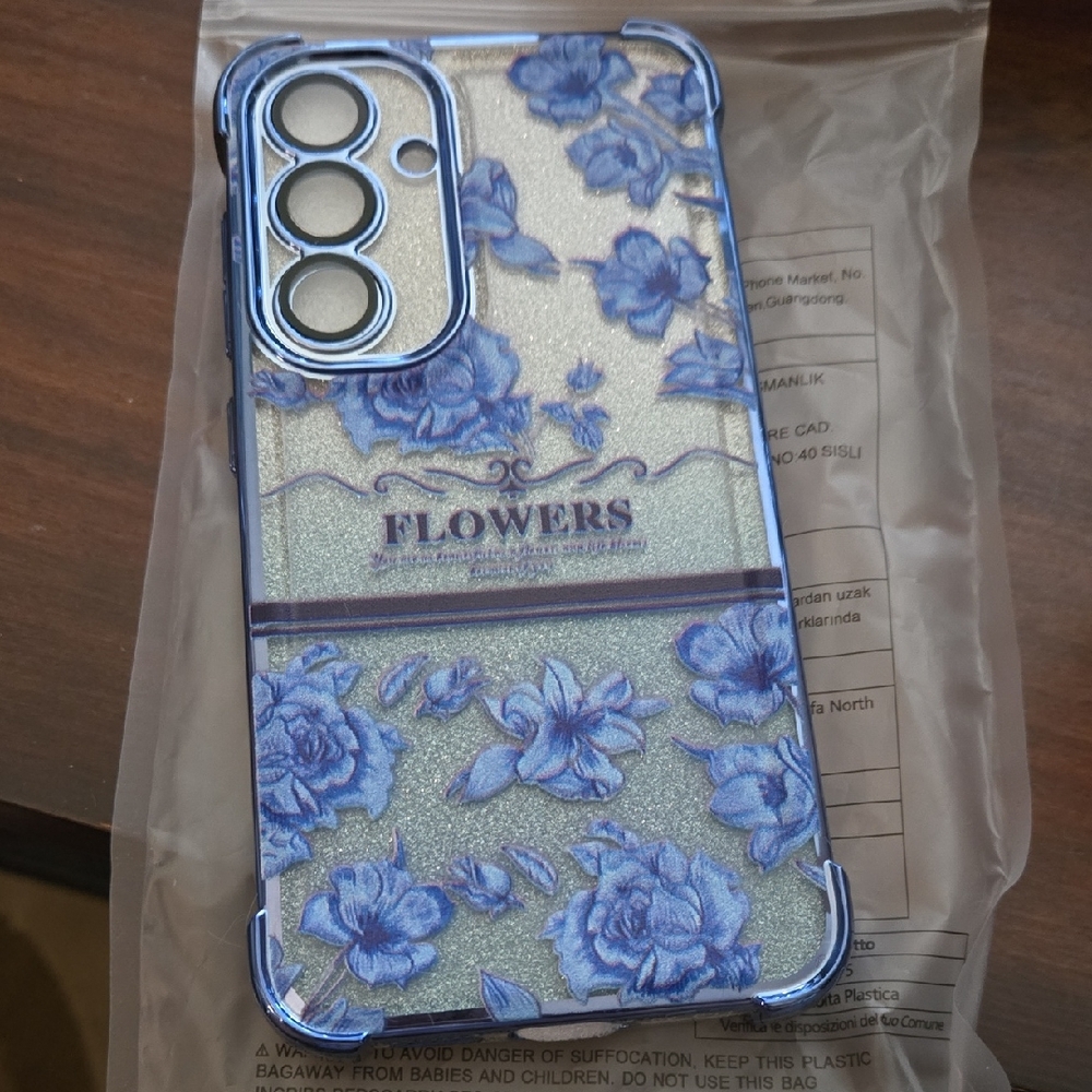Blue Floral Pattern Phone Case For Samsung S24